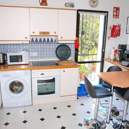 Villa 4 Bed Private Pool Bermeja Estepona