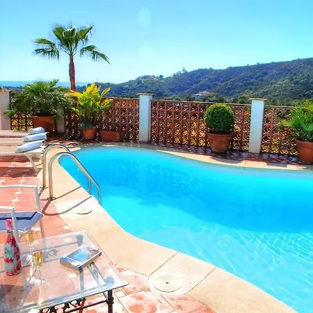 4 Bed Private Pool Bermeja Villa *