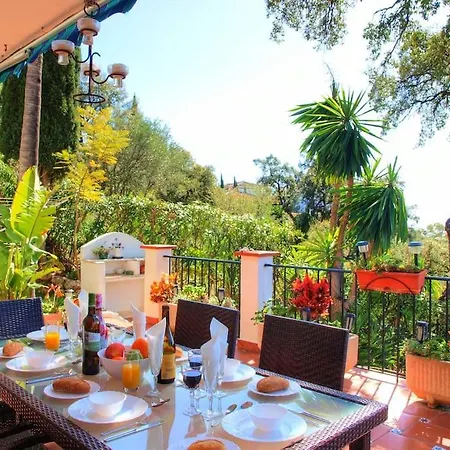 4 Bed Private Pool Bermeja * Estepona
