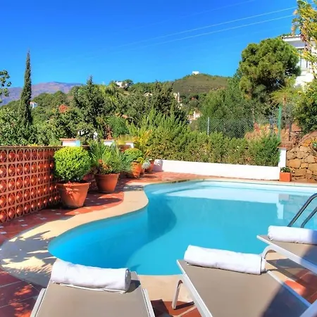 Villa 4 Bed Private Pool Bermeja Estepona