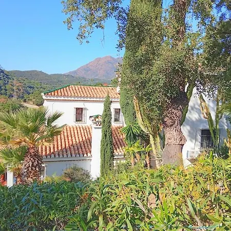 4 Bed Private Pool Bermeja Villa *
