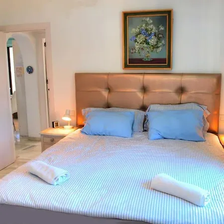4 Bed Private Pool Bermeja Villa Estepona