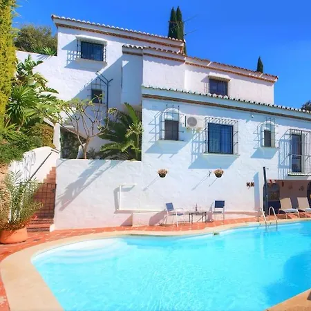 Villa 4 Bed Private Pool Bermeja